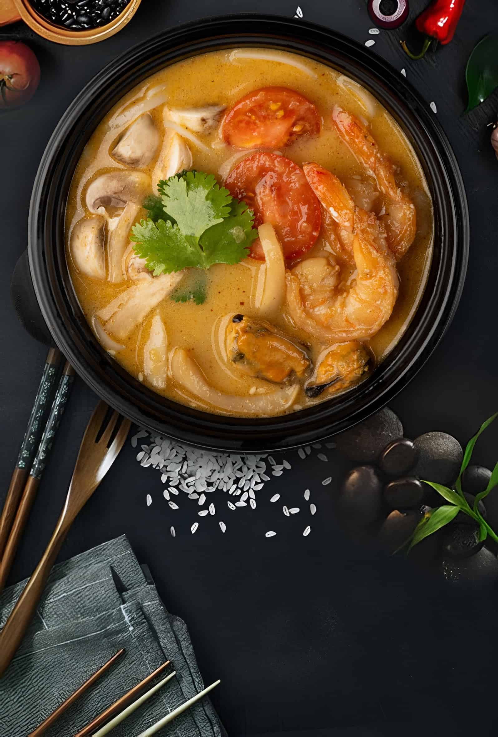 Том Ям суп с морепродуктами