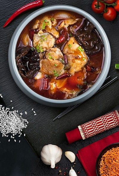 Філе коропа в гострому соусі