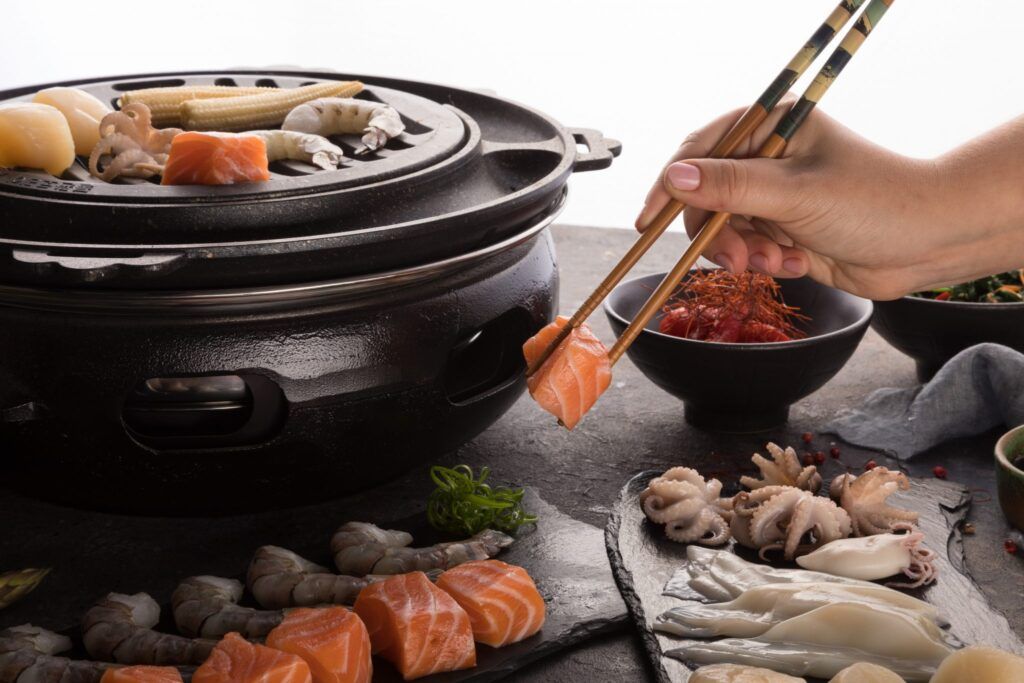 What kind of seafood can be used on samgyepsal? - BruceLee