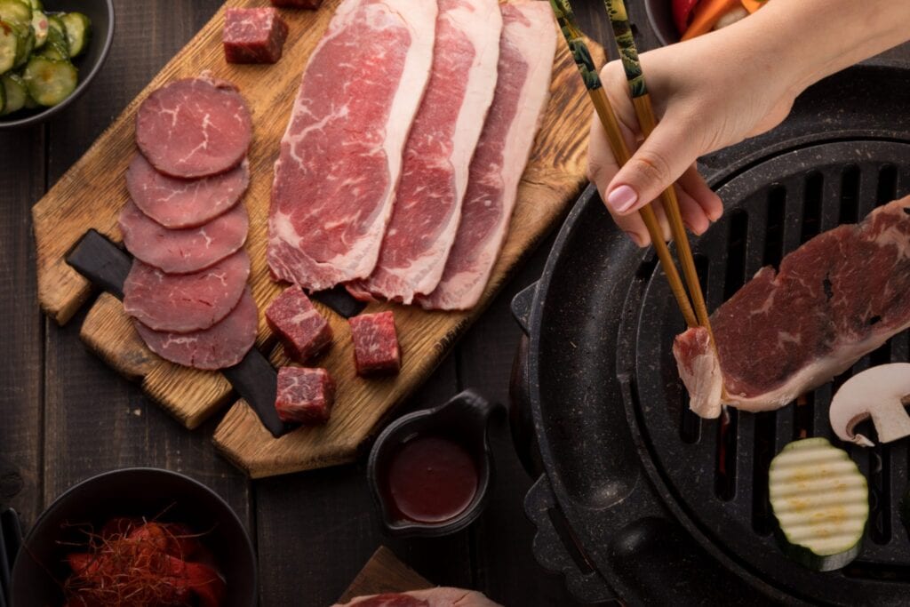 The subtleties and nuances of grilling meat on samgpepsal - BruceLee
