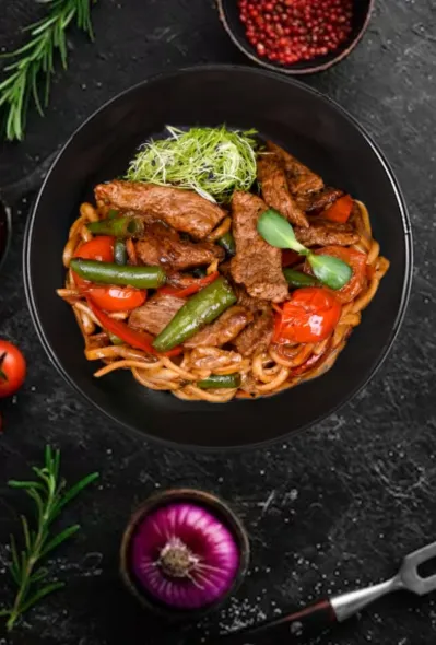 Удон зі свининою