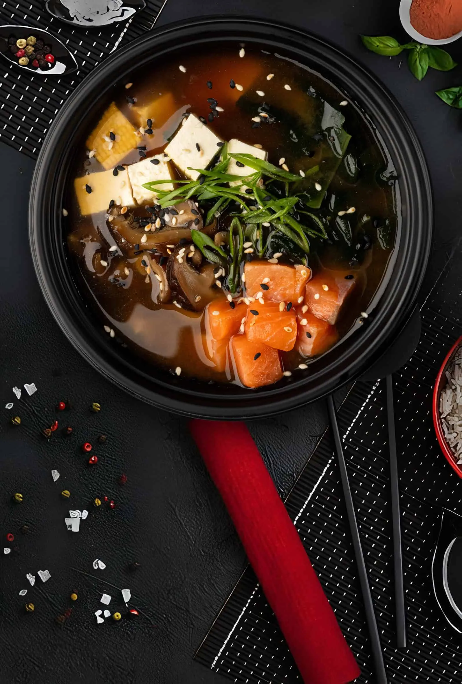 Мисо суп с лососем