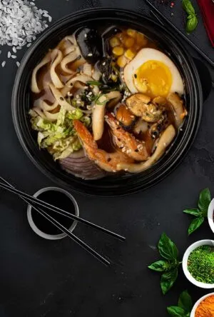 Рамен із морепродуктами