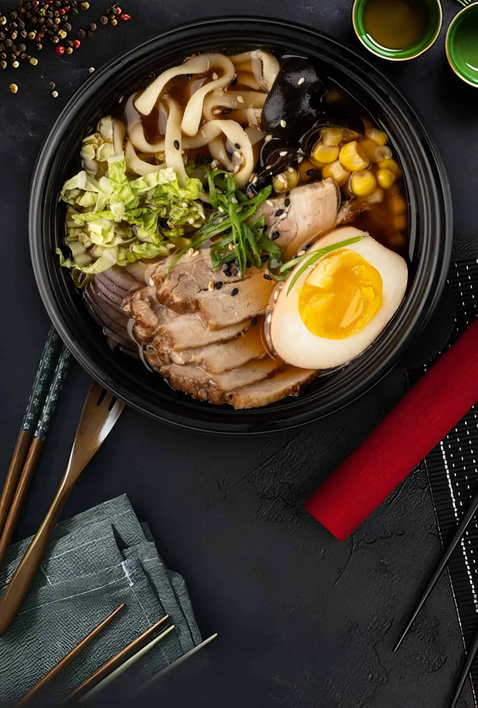 Рамен со свининой ча-шу