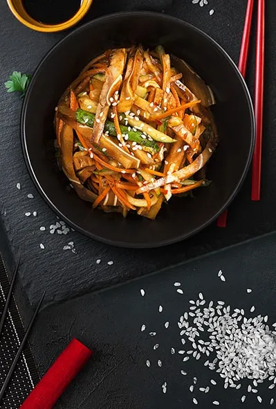 Салат из ушек вьетнамских поросят